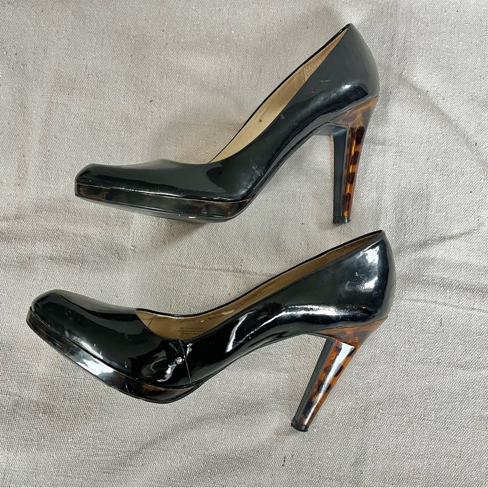 Jessica Simpson Patent Leather Pumps with Lucite Animal Print High Heels - Picture 7 of 13